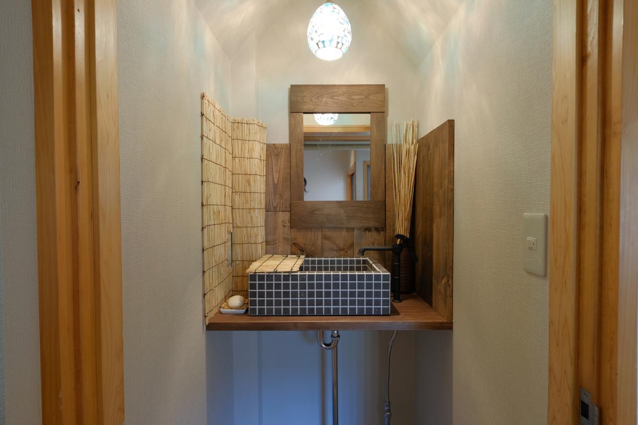 Отель Tokiwa Kamakura Backpackers Экстерьер фото